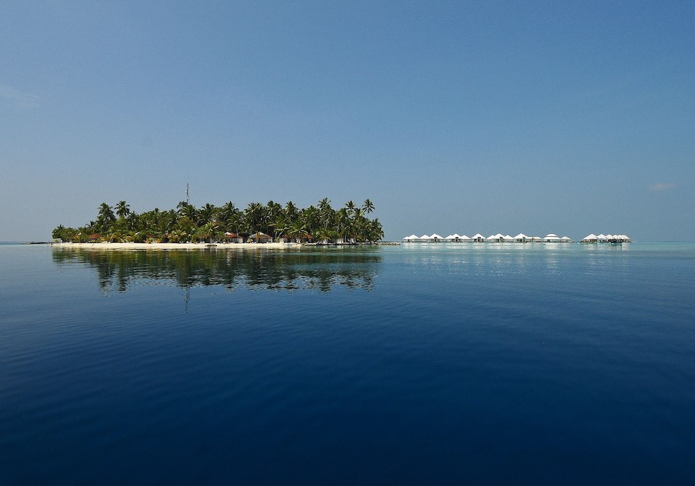 Diamonds Athuruga Maldives — view 3